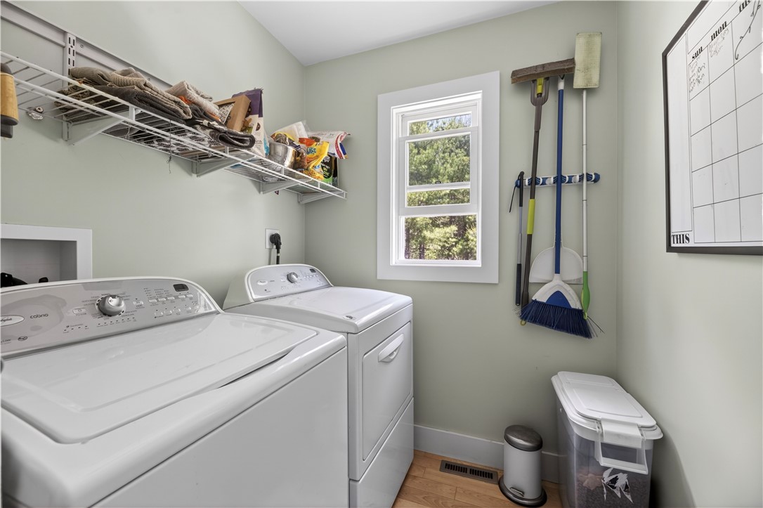 216 Plain Road West Greenwich, RI 02817 - Photo 23 of 43