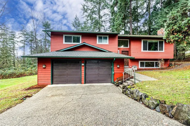 $900,000 | 321 216th Street Southeast, Bothell, WA 98021