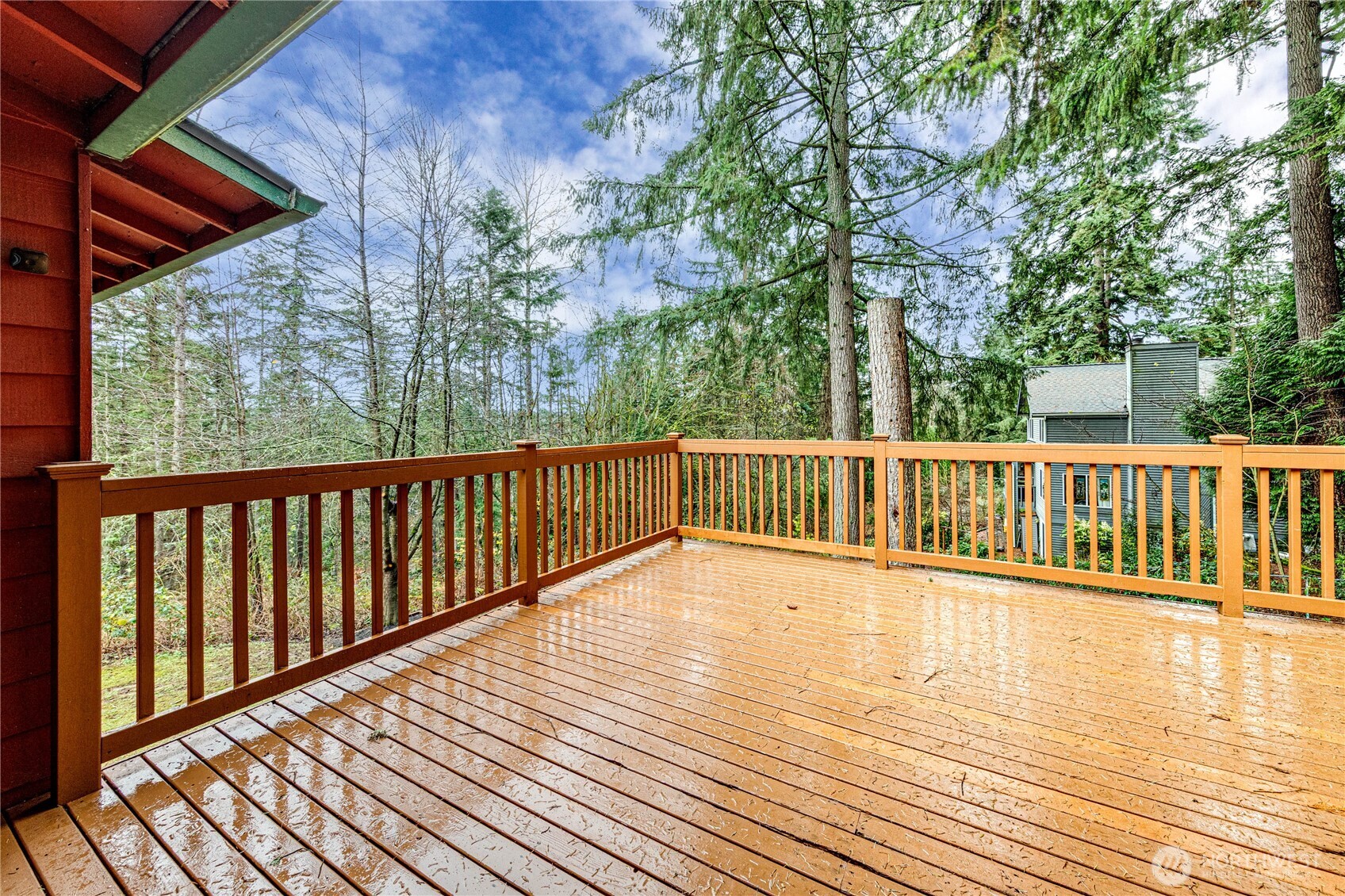 321 216th Street Southeast Bothell, WA 98021 - Photo 10 of 33 a view of deck with wooden floor and fence