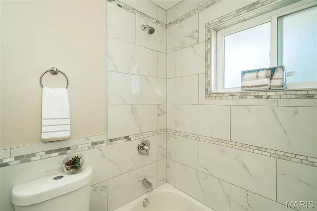 $1,900 | 11352 Revere Lane, St. Louis, MO 63128