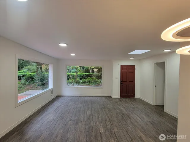 $1,099,990 | 13721 409th Avenue Southeast, North Bend, WA 98045