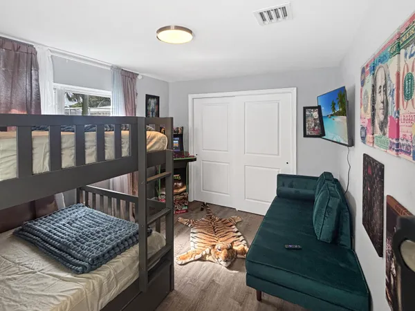 $4,500 | 100 Southwest 17th Street, Pompano Beach, FL 33060