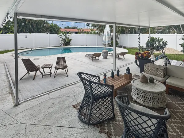 $4,500 | 100 Southwest 17th Street, Pompano Beach, FL 33060