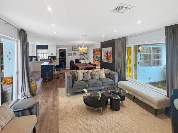 $4,500 | 100 Southwest 17th Street, Pompano Beach, FL 33060