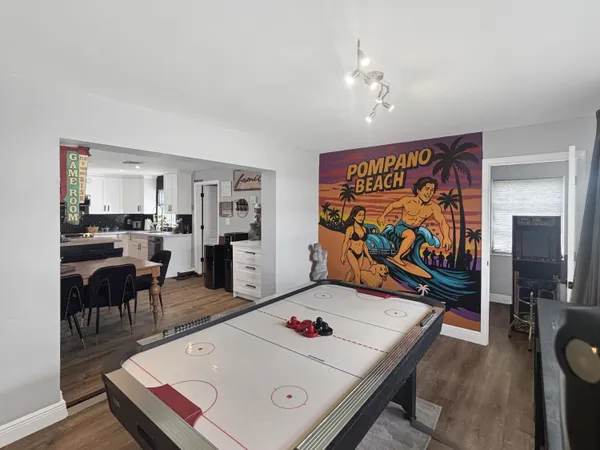 $4,500 | 100 Southwest 17th Street, Pompano Beach, FL 33060