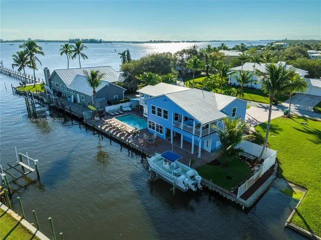 $1,895,000 | 474 Peninsula Drive, Fort Pierce, FL 34946