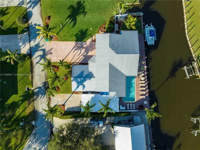 $1,895,000 | 474 Peninsula Drive, Fort Pierce, FL 34946