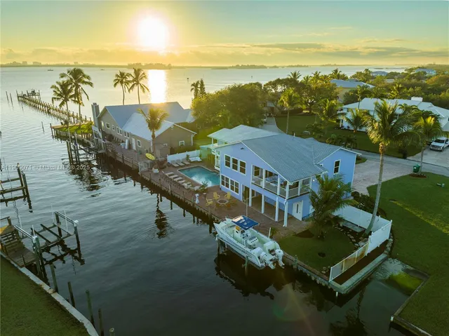 $1,895,000 | 474 Peninsula Drive, Fort Pierce, FL 34946