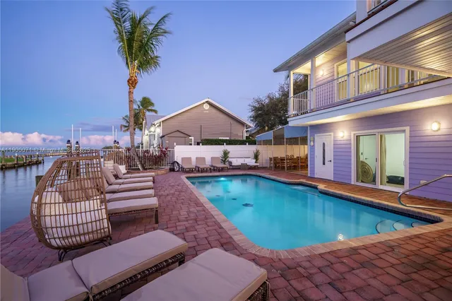 $1,895,000 | 474 Peninsula Drive, Fort Pierce, FL 34946