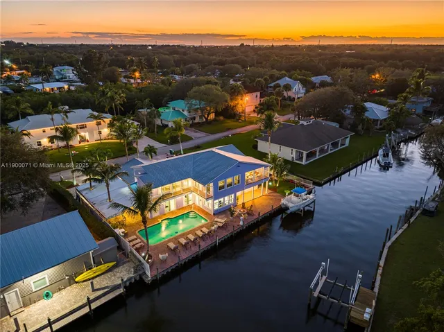 $1,895,000 | 474 Peninsula Drive, Fort Pierce, FL 34946