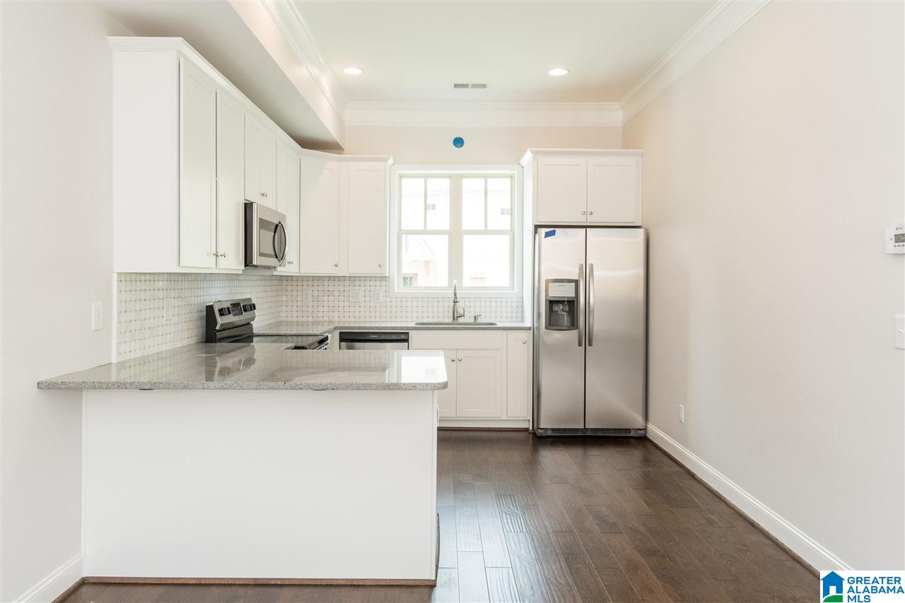 433 Columbiana Road Birmingham, AL 35209 - Photo 6 of 35