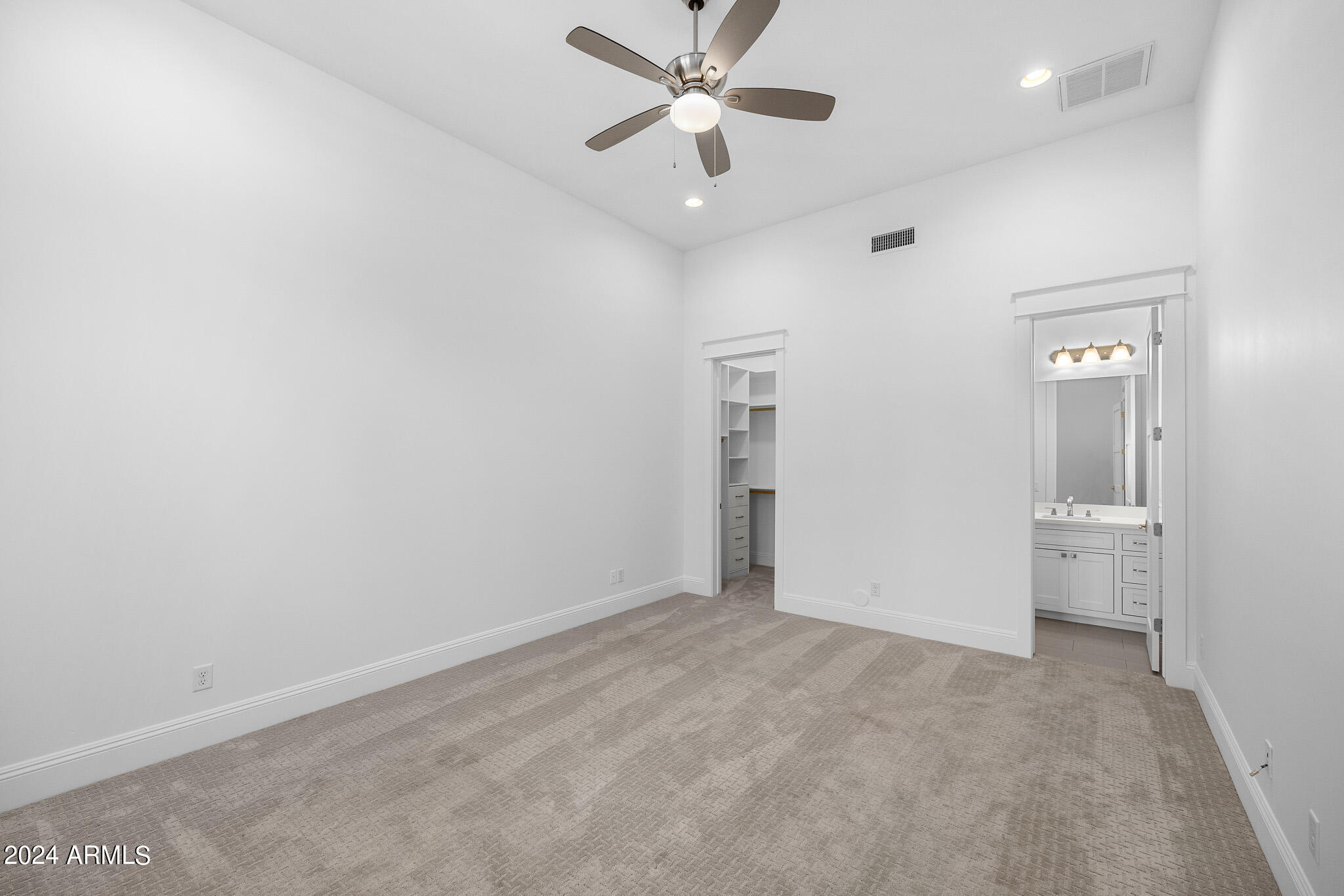 2654 East Warbler Road Gilbert, AZ 85297 - Photo 37 of 50 a view of an empty room