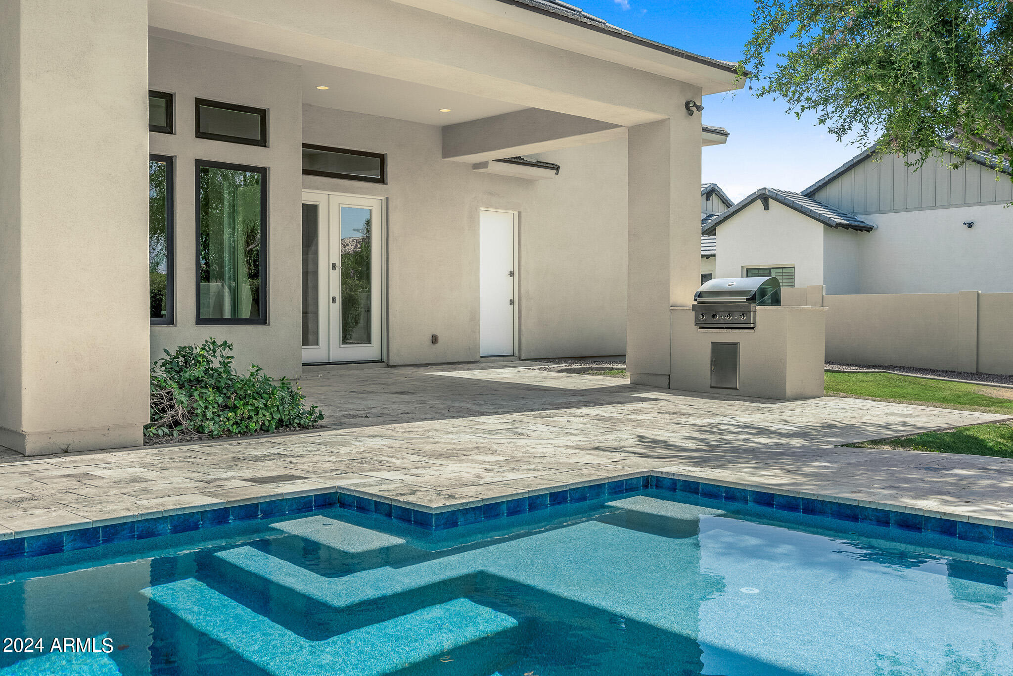 2654 East Warbler Road Gilbert, AZ 85297 - Photo 39 of 50 a view of a backyard of the house