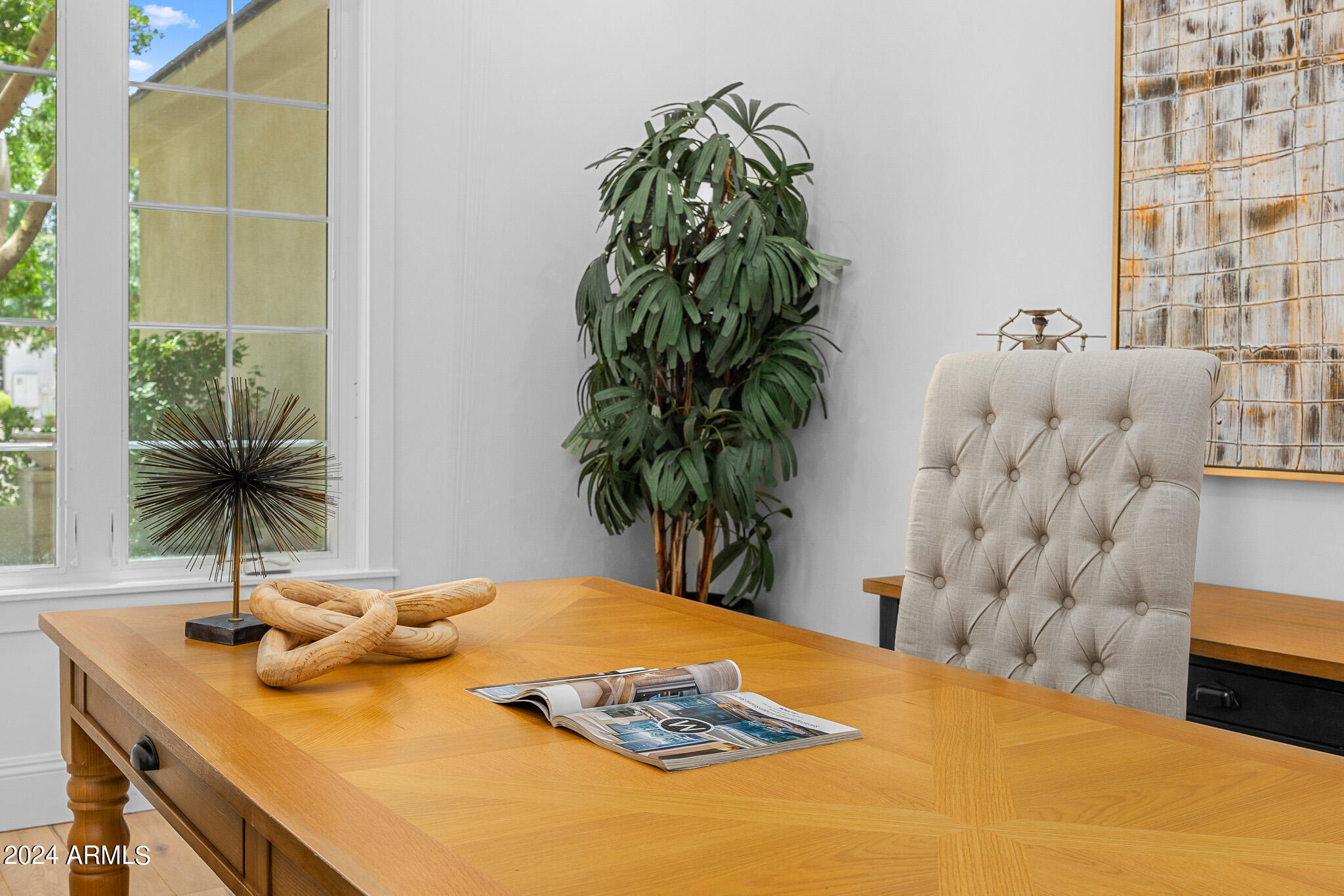 2654 East Warbler Road Gilbert, AZ 85297 - Photo 8 of 50 a view of bathroom with a potted plant