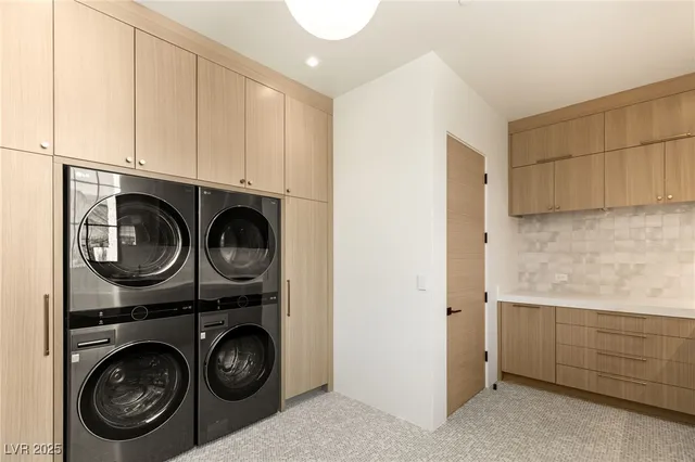 $13,500,000 | 23 Sanctuary Peak Court, Henderson, NV 89012