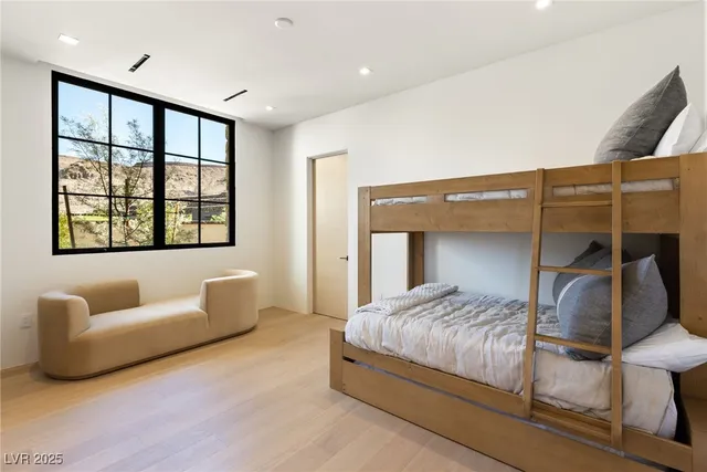 $13,500,000 | 23 Sanctuary Peak Court, Henderson, NV 89012