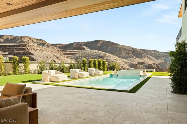 $13,500,000 | 23 Sanctuary Peak Court, Henderson, NV 89012