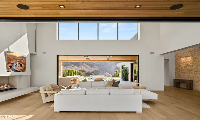 $13,500,000 | 23 Sanctuary Peak Court, Henderson, NV 89012