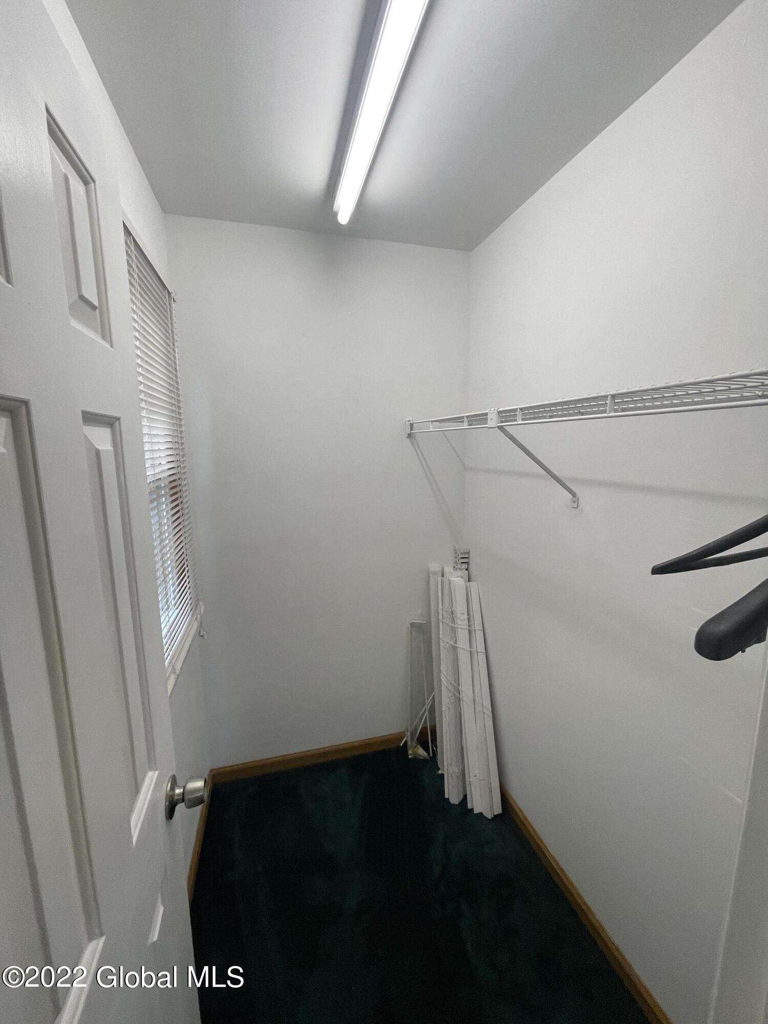 63 Swatling Road Colonie, NY 12189 - Photo 26 of 30 C68B60A9-889A-4492-B3B7-C3D1144EEE55