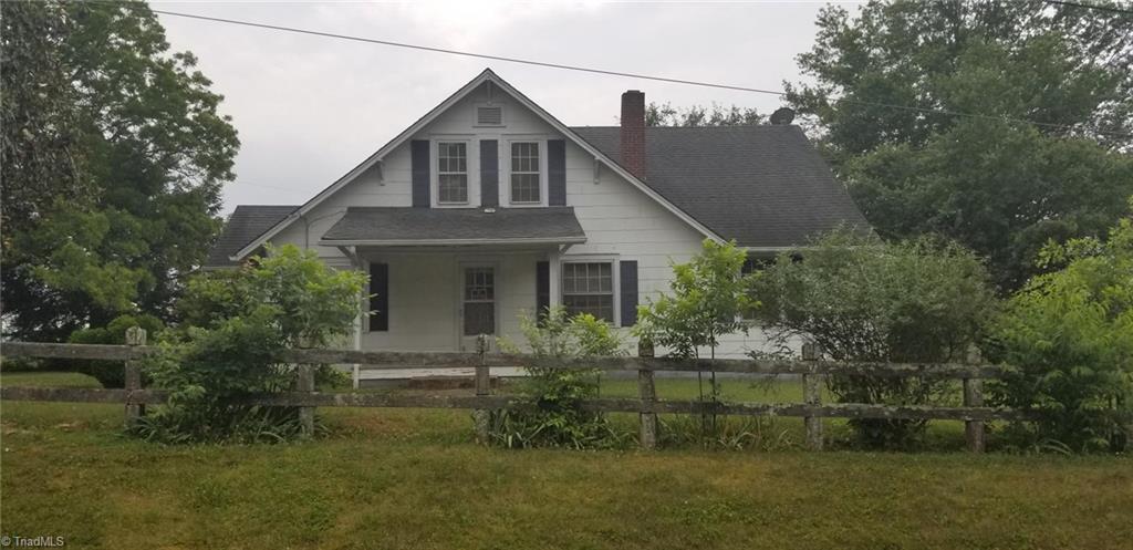 241 Shingle Gap Road Purlear, NC 28665 - Photo 5 of 10
