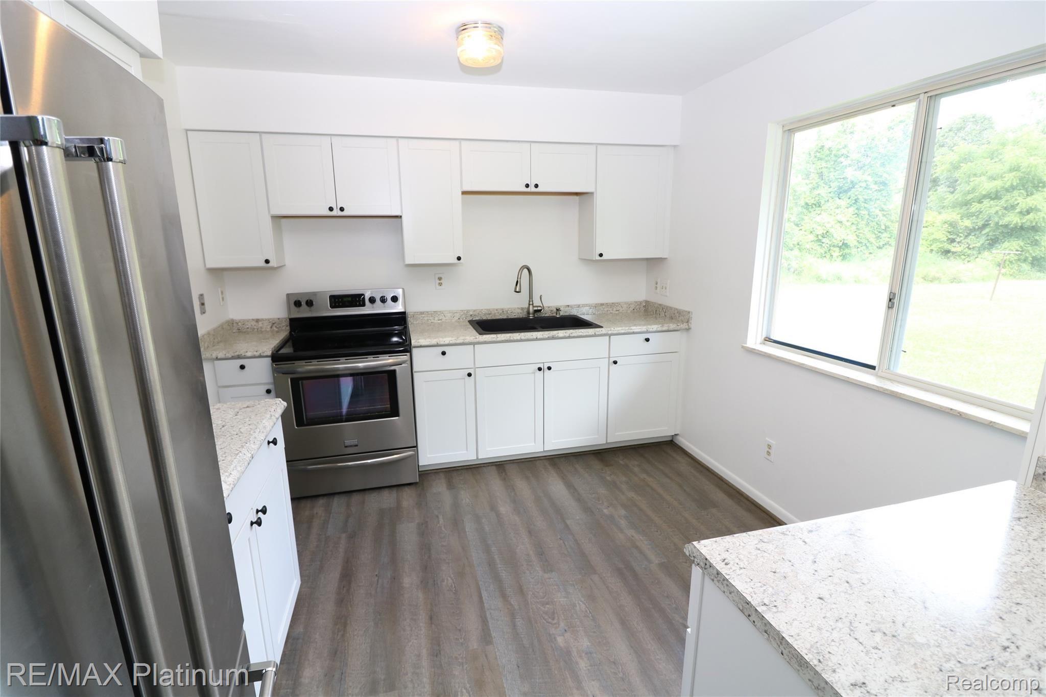 6791 Bergin Road Howell, MI 48843 - Photo 7 of 20 IMG_0656.JPG