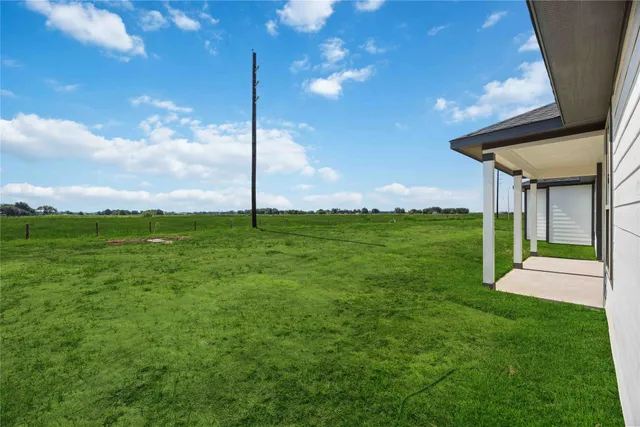 $535,345 | 6719 Pelican Lane, Beasley, TX 77417