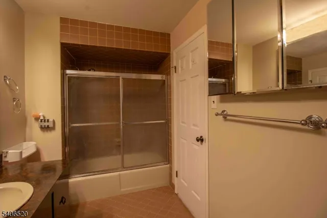 $3,300 | 14 Pembroke Drive, Mendham, NJ 07945