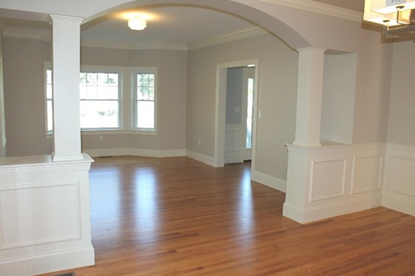 143 Maple Street Lexington, MA 02420 - Photo 3 of 30 Gallery Image 3