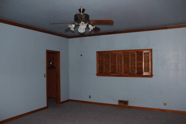 301 Watts Avenue Ralls, TX 79357 - Photo 8 of 10 a view of an entryway