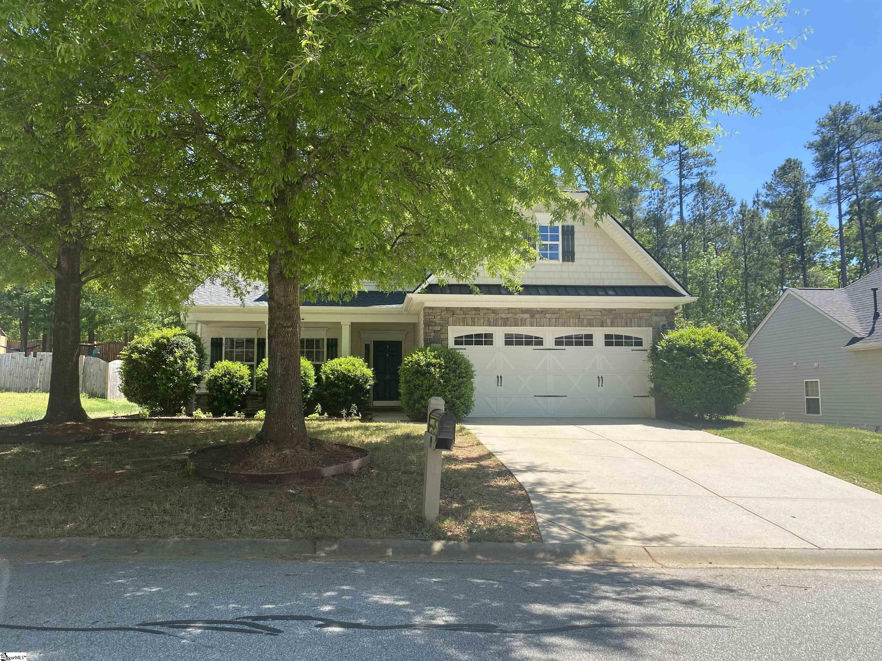 19 Groveview Trail Mauldin, SC 29662 - Photo 1 of 36
