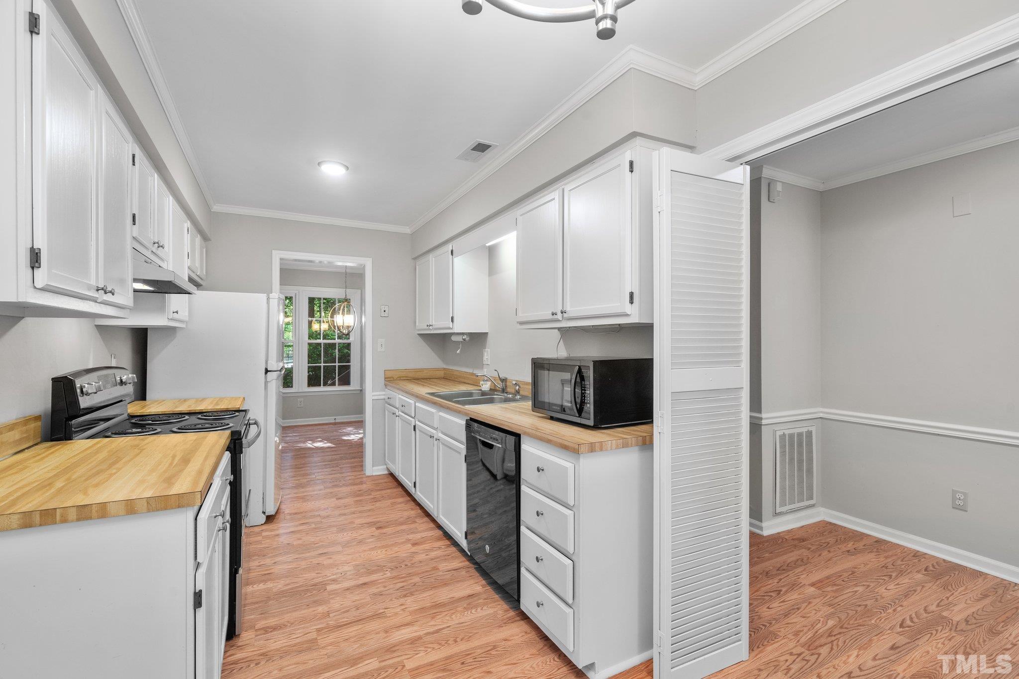 107 Galloway Court Raleigh, NC 27615 - Photo 15 of 38 Gallery Image 15