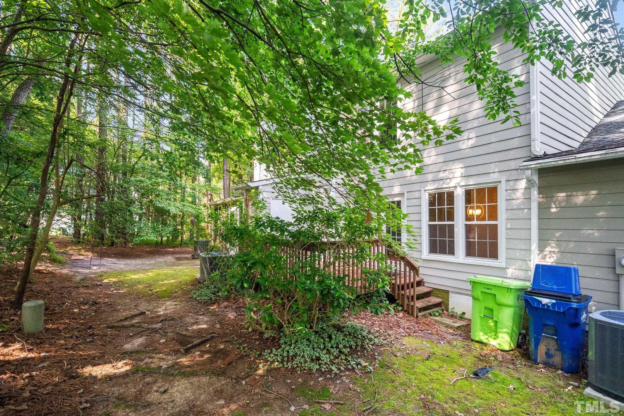 107 Galloway Court Raleigh, NC 27615 - Photo 8 of 38 Gallery Image 8