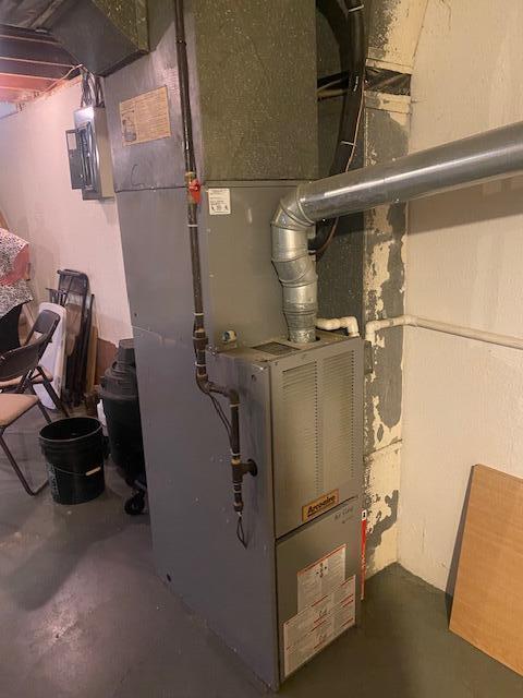 22129 Kinyon Street Taylor, MI 48180 - Photo 18 of 18 IMG_5437