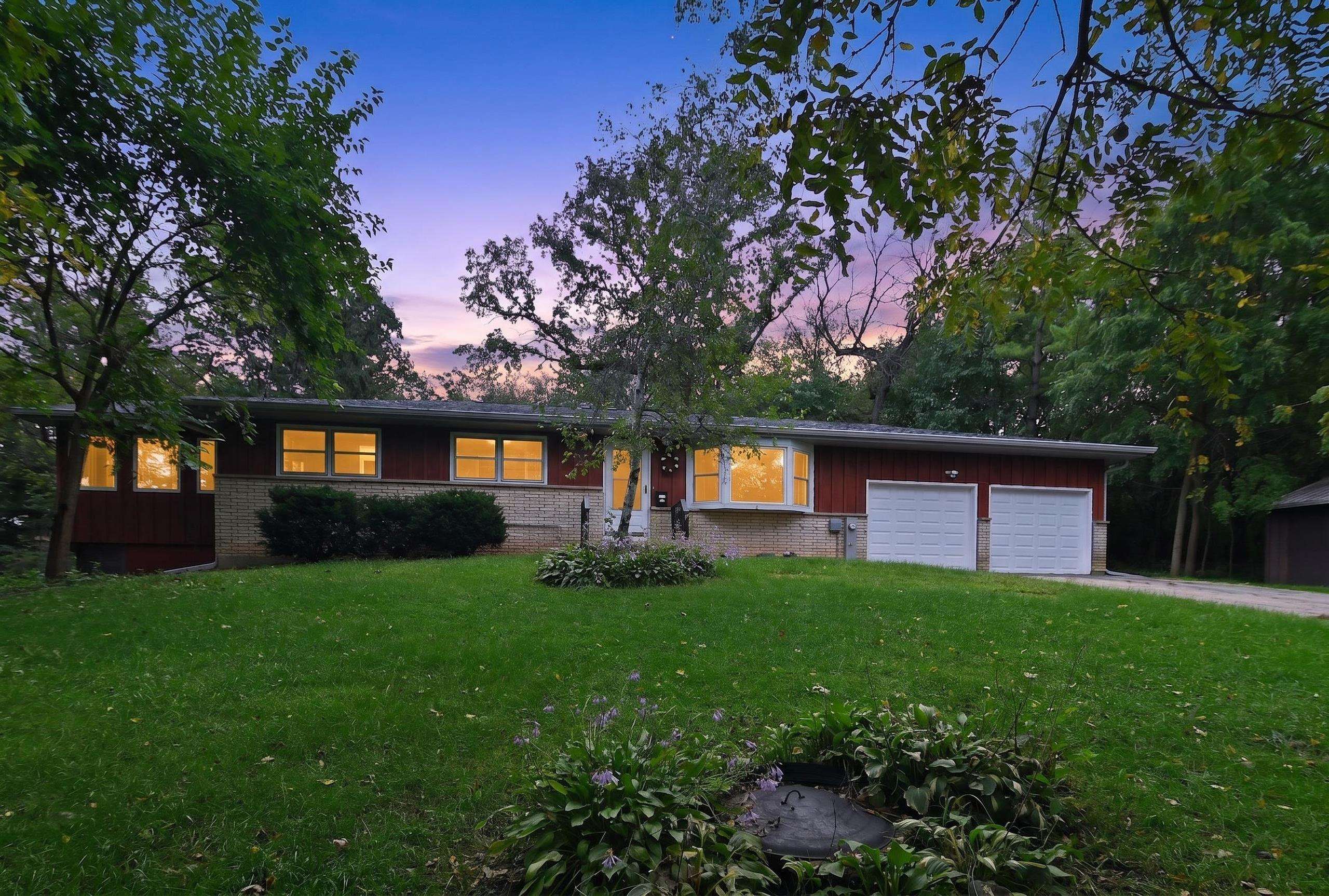 4031 Lally Road Oregon, WI 53575 - Photo 1 of 90 Gallery Image 1