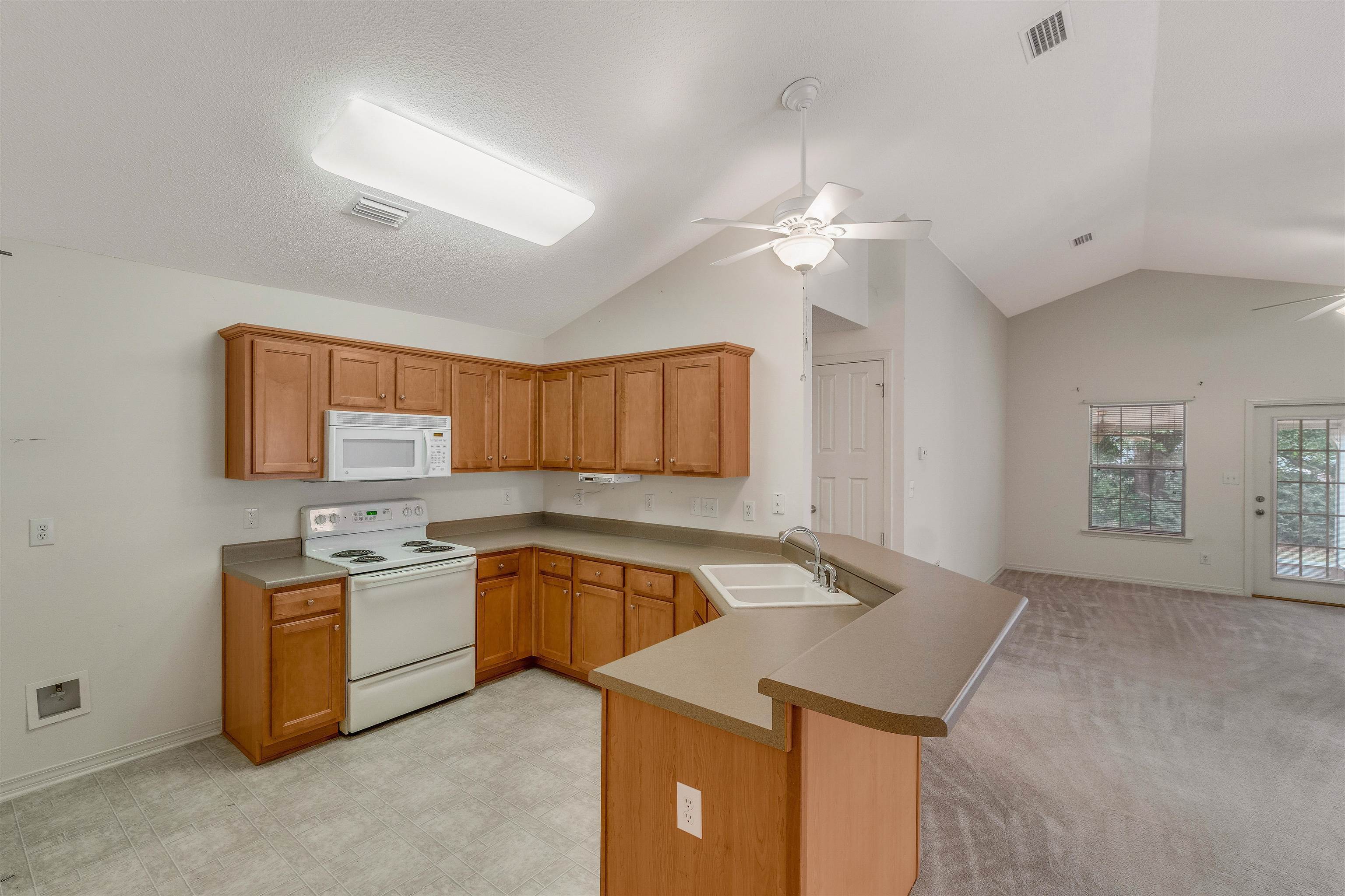 11133 Pontchartrain Loop Daphne, AL 36526 - Photo 4 of 46