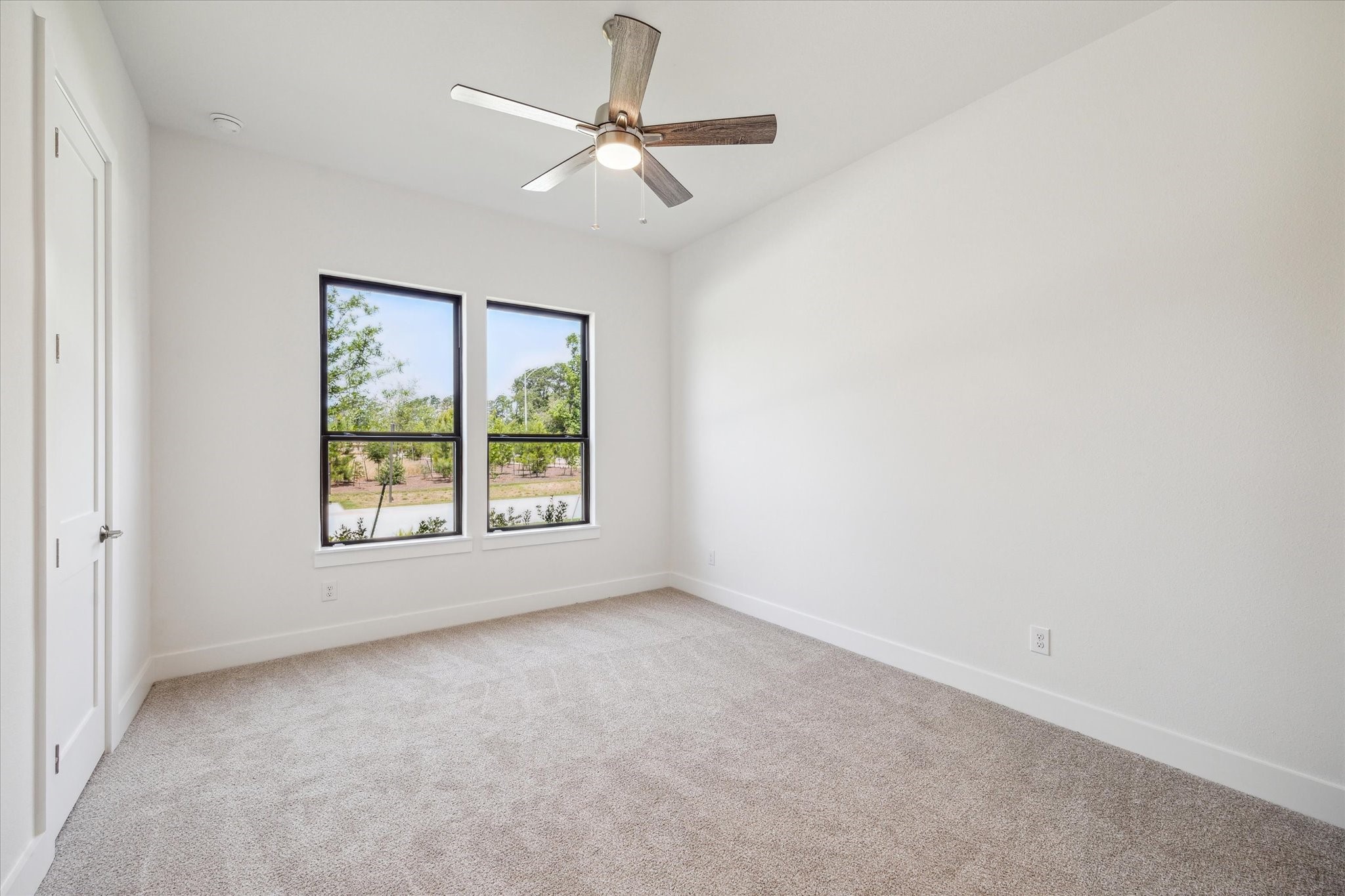 403 Venado View Court Conroe, TX 77304 - Photo 26 of 44 Secondary Bedroom, with ensuite Bath, found on 1st Floor. 3 Secondary Bedrooms found up