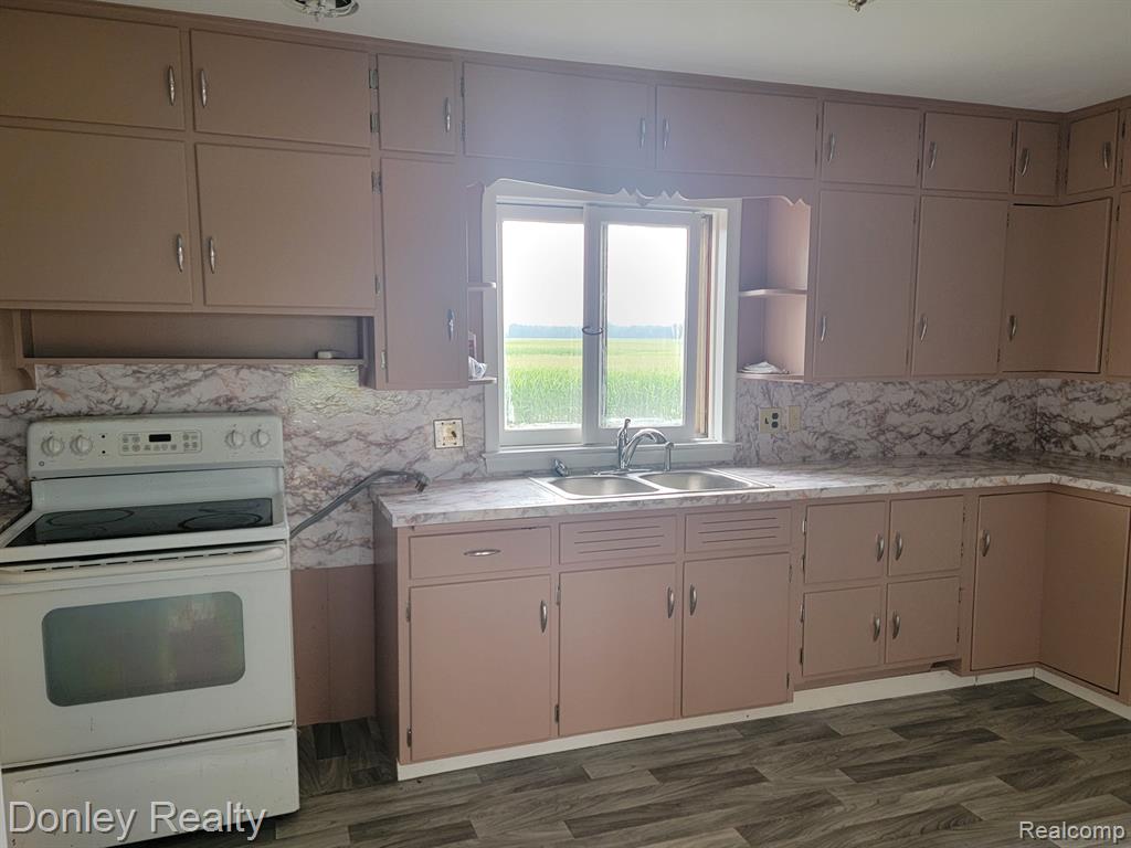 4820 Cooper Road Marlette, MI 48453 - Photo 5 of 41