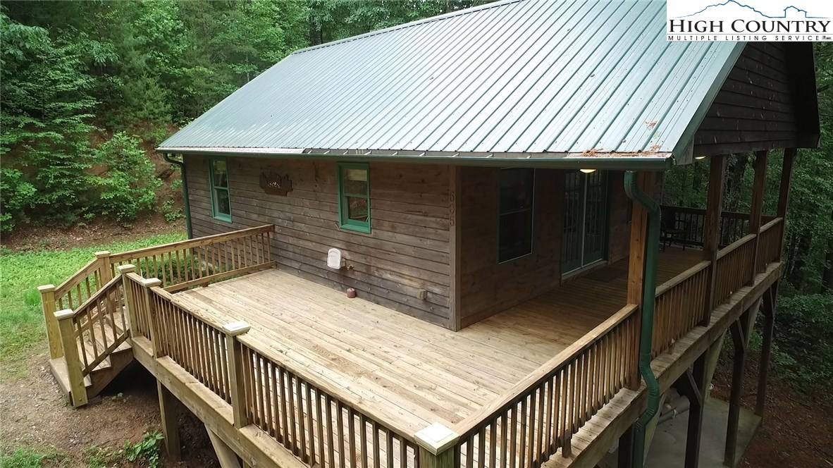 605 Wolf Pen Road Purlear, NC 28665 - Photo 12 of 50