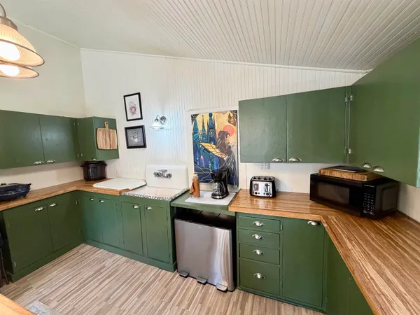 $325,000 | 258 West Railroad Avenue, Green River, WY 82935