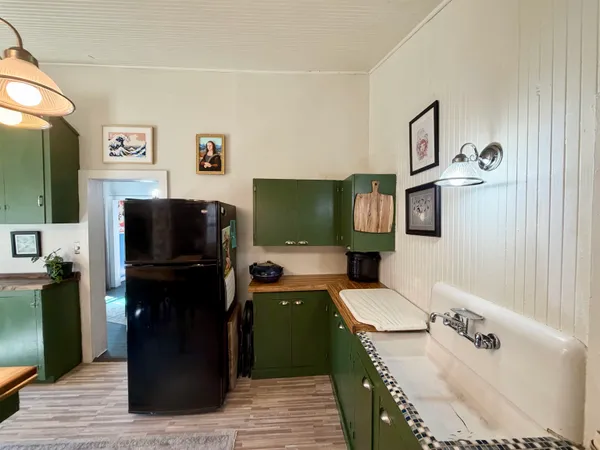 $325,000 | 258 West Railroad Avenue, Green River, WY 82935