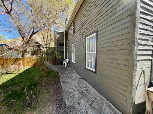 $325,000 | 258 West Railroad Avenue, Green River, WY 82935