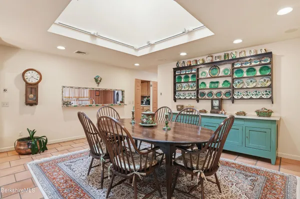 $1,400,000 | 2 St Andrews Court, Lenox, MA 01240