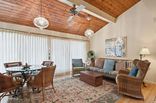 $1,400,000 | 2 St Andrews Court, Lenox, MA 01240