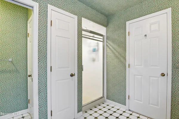 $1,400,000 | 2 St Andrews Court, Lenox, MA 01240