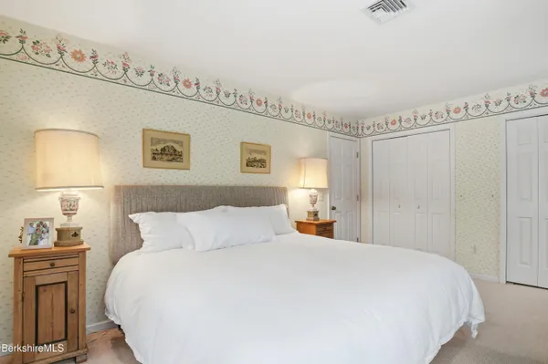 $1,400,000 | 2 St Andrews Court, Lenox, MA 01240