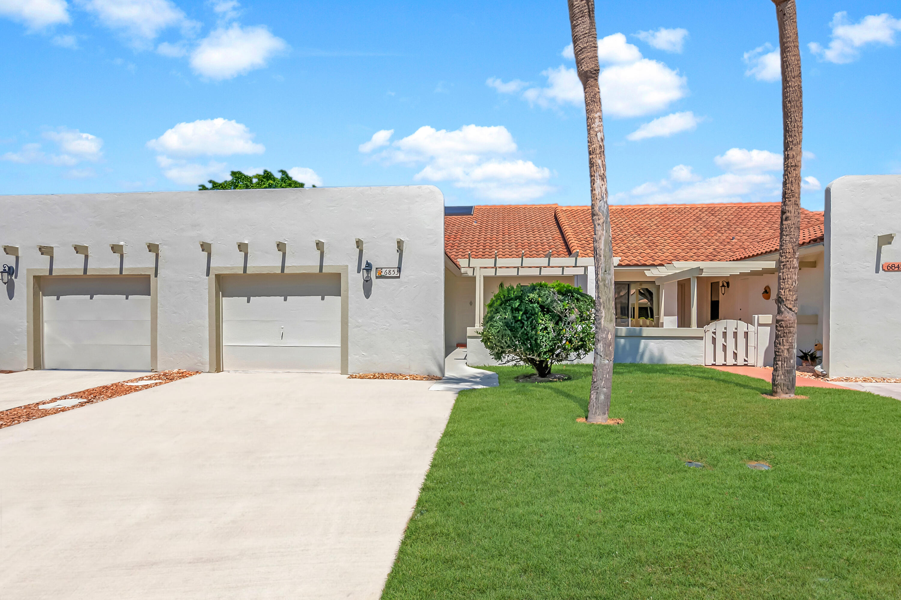 6853 Barbarossa Street Boca Raton, FL 33433 - Photo 1 of 44 FRONT