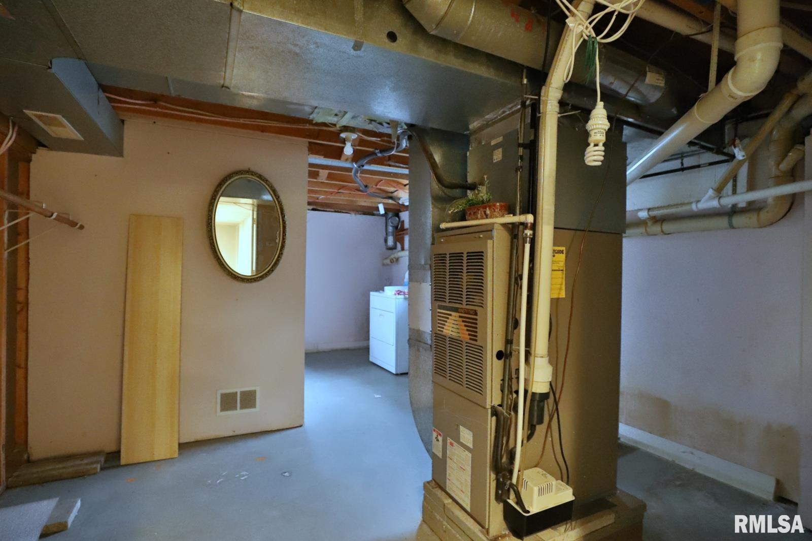 9325 West Goetz Road Hanna City, IL 61536 - Photo 26 of 36 Gallery Image 26