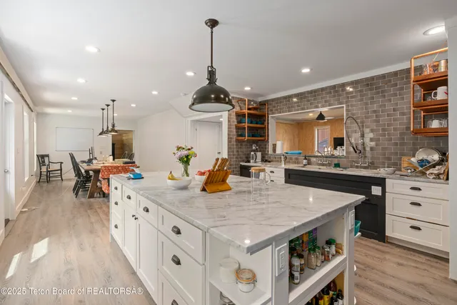 $4,250,000 | 663-665 East Kelly Avenue, Jackson, WY 83001