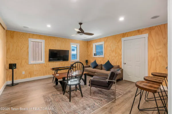 $3,900,000 | 663-665 East Kelly Avenue, Jackson, WY 83001