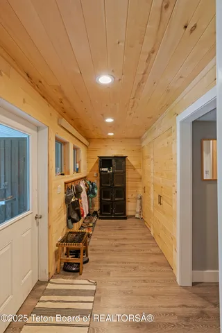 $4,250,000 | 663-665 East Kelly Avenue, Jackson, WY 83001